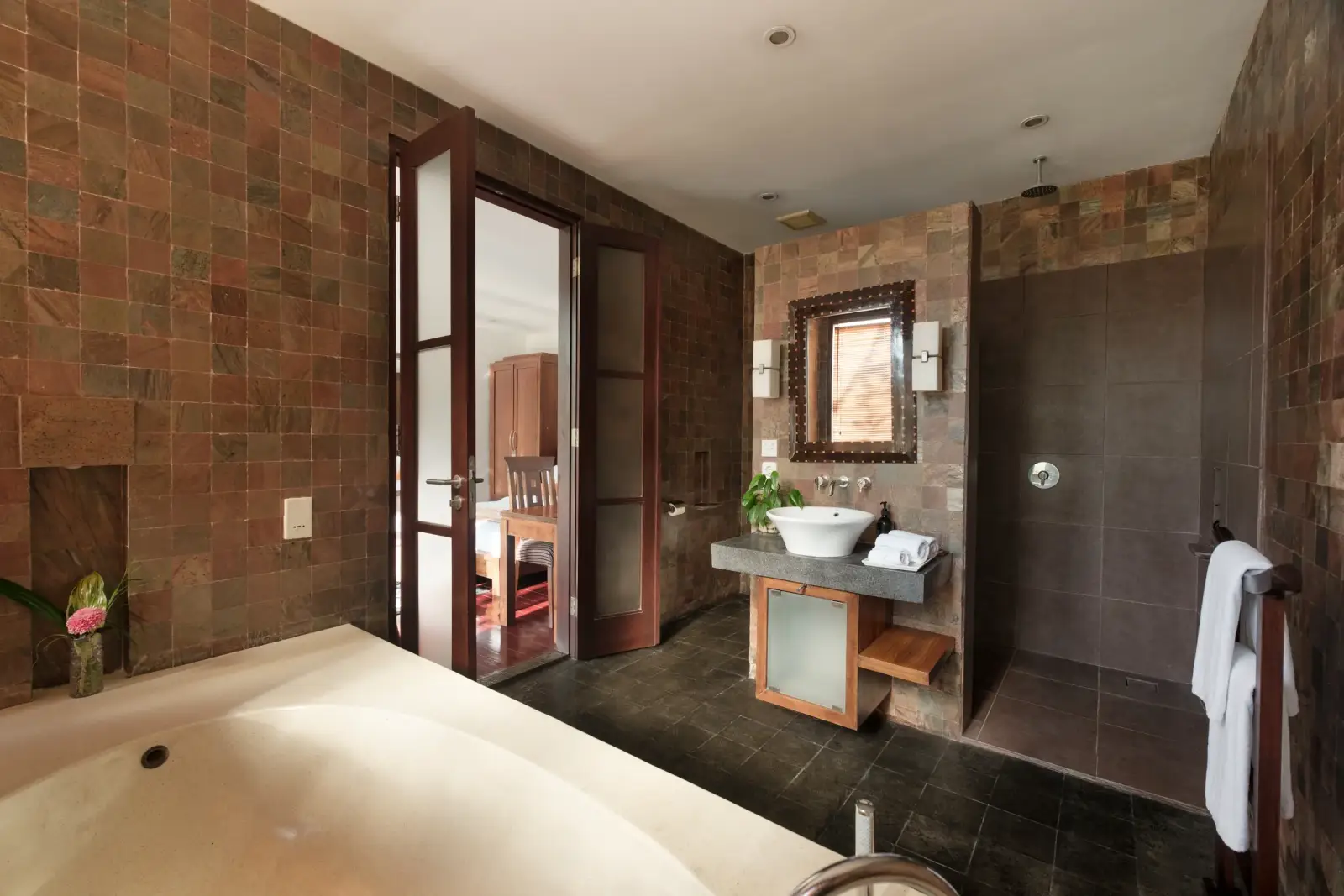Villa Ambiente — Bathroom with bathtub and walk-in shower