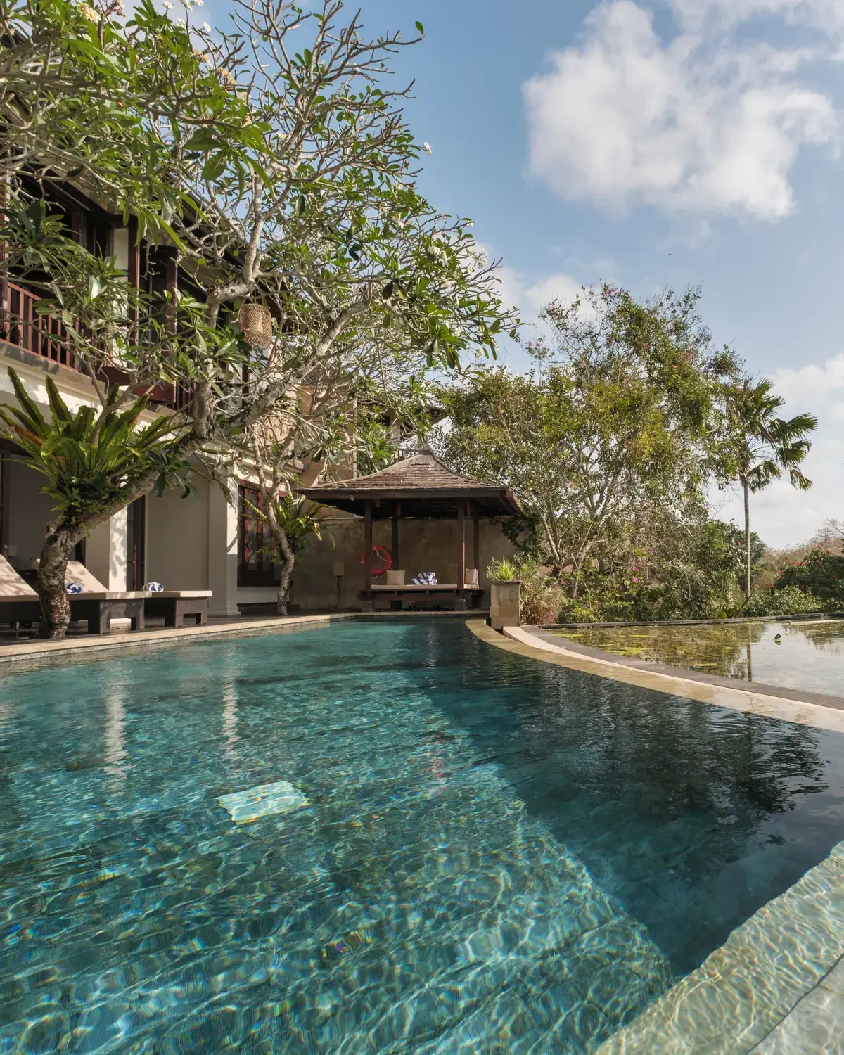 Villa Ambiente pool with gazebo and tropical garden