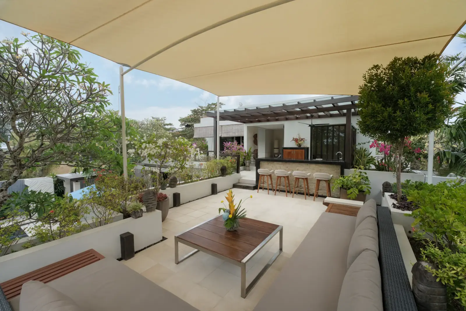 Villa Camellia — Rooftop lounge with bar