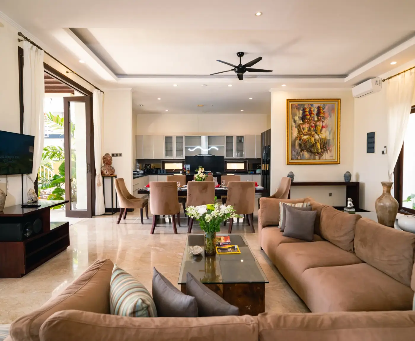 Villa Rayana — Living room